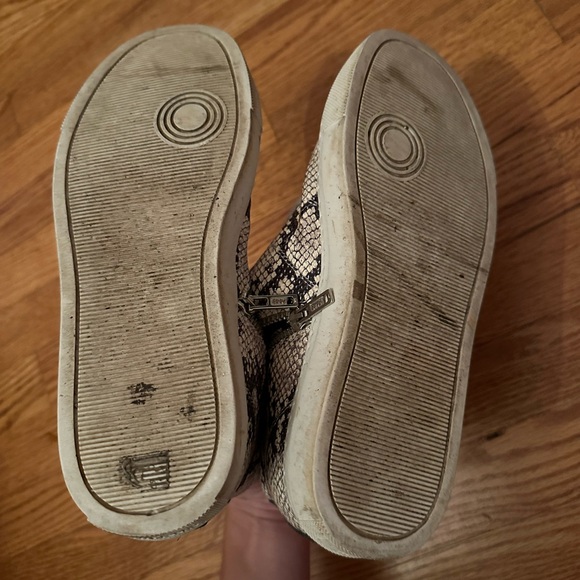 Snakeskin P448 High Tops-size 38 or US 8 - Picture 2 of 5